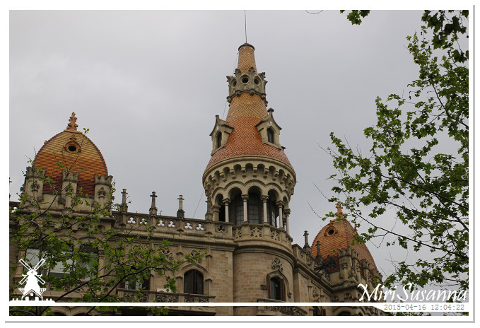 barcelona-20150416-passeig-de-gr-cia-illa-de-la-disc-rdia-mirisusanna