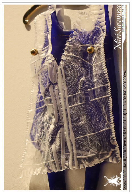 Living the Glass Age IMG_0488-rotated@MiriSusanna CC-BY-NC-ND Living the Glass Age IMG_0488-rotated