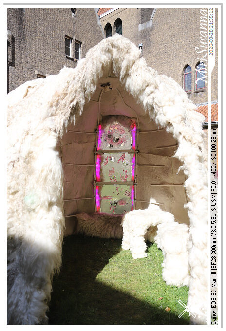 Living the Glass Age IMG_0551-rotated@MiriSusanna CC-BY-NC-ND Living the Glass Age IMG_0551-rotated