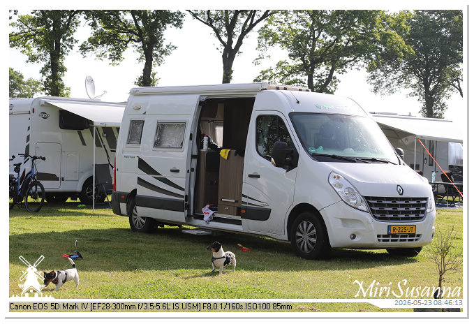 Camper Tour 2-D2 MS5D0302@MiriSusanna CC-BY-NC-ND Camper Tour 2-D2 MS5D0302
