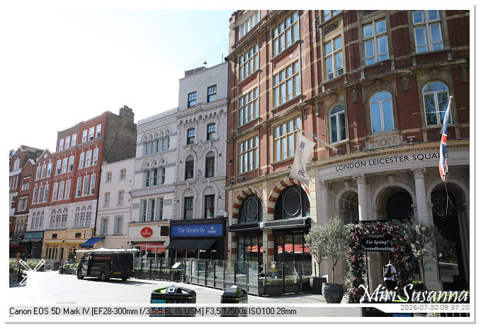 London D1 MS5D2913