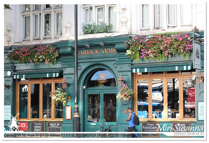 London D1 MS5D2921