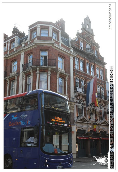 London D1 MS5D2939