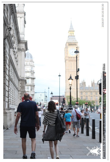 London D1 MS5D3230
