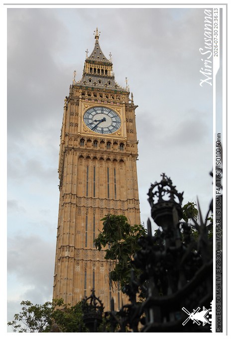 London D1 MS5D3240