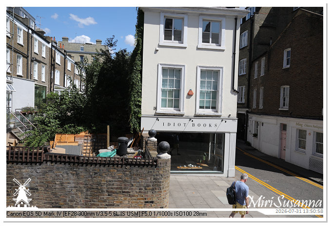 London D2 MS5D3437