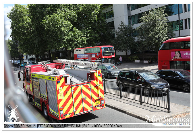 London D2 MS5D3473