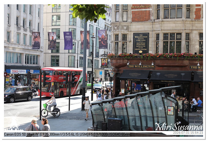 London D2 MS5D3602