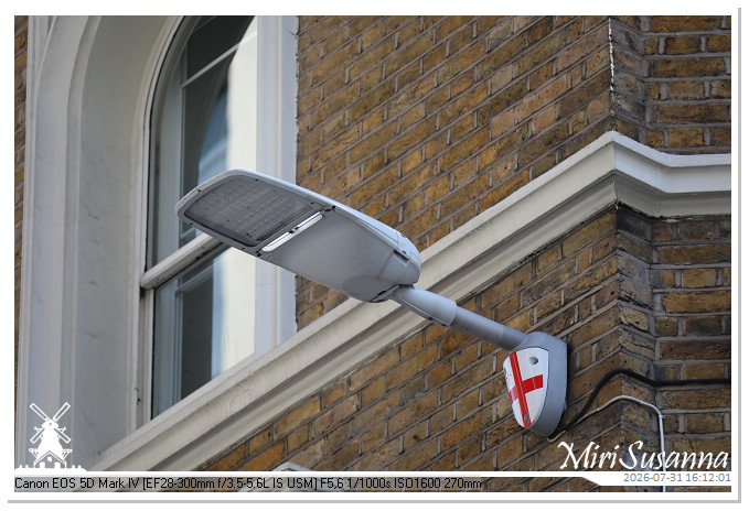 London D2 MS5D3643