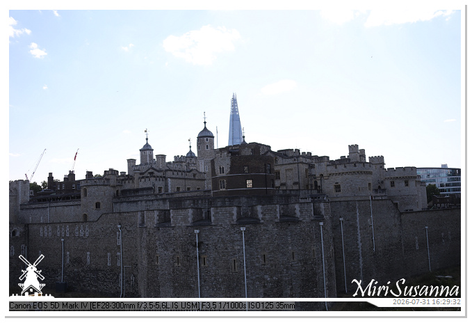 London D2 MS5D3692