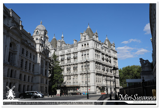 London D2 MS5D3723