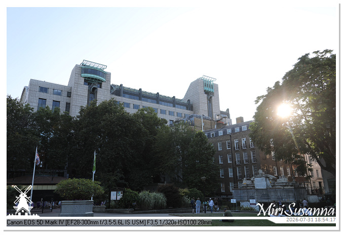 London D2 MS5D3749
